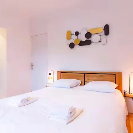 Le Grillon- Numero 11 Premier Etage Ou T2 Numero 9 Rez-de-chaussee Apartamento *