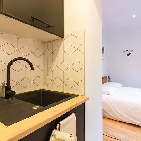 아파트 Hotel Le Grillon *
